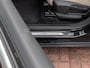 BMW 2-Serie Active Tourer 220i High Executive | Pano | Afn trekhaak | Dealer onderhouden