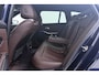 BMW 3-Serie Touring 320e Business Edition Plus M-Sport | Trekhaak | Adap. Cruise | Org NL | Sportstoelen | Leer | 3-Zone Clima |