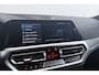 BMW 3-Serie Touring 320e Business Edition Plus M-Sport | Trekhaak | Adap. Cruise | Org NL | Sportstoelen | Leer | 3-Zone Clima |