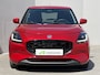 Suzuki Swift 1.2 Select Smart Hybrid / Fabrieksgarantie tot 27-02-2036 / Navigatie / All season banden / Led Lampen / Stoelverwarming / Airco / DAB Radio / Apple Carplay/Android Auto / Bluetooth / Keyless Entry/Start / PDC Achter /