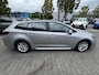 Toyota Corolla Touring Sports Hybrid 140 Active NL-AUTO 1E EIGENAAR CAMERA APPLE/ANDROID AD-CRUISE DAB+ LM-VELGEN