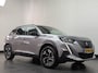 Peugeot e-2008 EV Allure Pack 50 kWh Airco | Camera | Cruise Control | 90% SOH! | DAB | Keyless Start | LMV 17" | Navi | PDC Achter | Trekhaak |