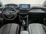 Peugeot e-2008 EV Allure Pack 50 kWh Airco | Camera | Cruise Control | 90% SOH! | DAB | Keyless Start | LMV 17" | Navi | PDC Achter | Trekhaak |