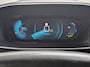 Peugeot e-2008 EV Allure Pack 50 kWh Airco | Camera | Cruise Control | 90% SOH! | DAB | Keyless Start | LMV 17" | Navi | PDC Achter | Trekhaak |