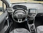 Peugeot 2008 1.2 VTi Allure ECC Audio-CD/Navi LMV 16" Sportstoelen ESP LED Cruise Leder/Stof PDC Trekhaak Dealeronderhoud Nw Apk!