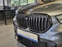 BMW X1 xDrive25e High Executive M-Sport | Panorama | 19" | HUD | Trekhaak | Camera | Stoelverwarming