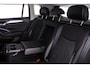 Volkswagen Tiguan 1.5 eHybrid Life Edition 204pk DSG Automaat, Trekhaak, Stoelverwarming, Stuurverwarming, Adaptive cruise control, Dodehoeksensoren, 360 camera, Elektrische achterklep, Parkeersensoren, App-connect