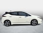 Nissan Leaf Tekna 40 kWh | Trekhaak | Adaptive Cruise | BOSE | 360° | Stoel- & Achterbankverwarming | Dealeronderhouden | Apple CarPlay & Android Auto | Navigatie |