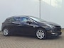 Opel Astra 1.2 Business Edition Navi Camera Sportzetels Black magic
