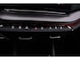 Skoda Octavia Combi RS Business 245pk DSG Automaat, Trekhaak, Cruise control, Achteruitrijcamera, Stoelverwarming, Parkeersensoren, Matrix LED koplampen, Navigatie, App-connect