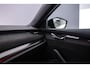 Skoda Octavia Combi RS Business 245pk DSG Automaat, Trekhaak, Cruise control, Achteruitrijcamera, Stoelverwarming, Parkeersensoren, Matrix LED koplampen, Navigatie, App-connect