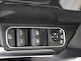 Mercedes-Benz B-klasse 180 Business Solution AMG Parkeercamera / Nightpakket / Sfeerverlichting / Stoelverwarming /