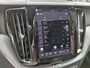 Volvo XC60 T6 AWD 350PK Plug-in hybrid R-Design | Longe Range | Luchtvering | Trekhaak | HUD | BLIS | Pano | H&K |