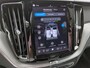 Volvo XC60 T6 AWD 350PK Plug-in hybrid R-Design | Longe Range | Luchtvering | Trekhaak | HUD | BLIS | Pano | H&K |