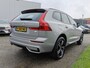 Volvo XC60 T6 AWD 350PK Plug-in hybrid R-Design | Longe Range | Luchtvering | Trekhaak | HUD | BLIS | Pano | H&K |