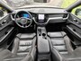 Volvo XC60 T6 AWD 350PK Plug-in hybrid R-Design | Longe Range | Luchtvering | Trekhaak | HUD | BLIS | Pano | H&K |
