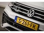 Volkswagen Tiguan 1.5 TSI R-Line Business | IQ LIGHT | PANORAMADAK | SFEERVERLICHTING | DAB | APP CONNECT | CAMERA | 20"