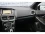 Volvo V40 Cross Country 1.5 T3 Dynamic Edition Volvo V40 Cross Country 1.5 T3 Edition | Prive Lease v.a. €630 per mnd | Keyless Entry | LED | Parkeersensoren | Stoel verwarming | High Performance audio |