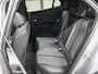 Peugeot e-2008 Allure 50kWh | Accu 100%| Navigatie | 1ste eigenaar | AppleCarplay/Android Auto | Armsteun | 17"LMV | AUTOMAAT | Keyless | Cruise Control | Climate Control | FULL LED | Isofix | Parkeersensoren | Privacy Glass |