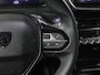 Peugeot e-2008 Allure 50kWh | Accu 100%| Navigatie | 1ste eigenaar | AppleCarplay/Android Auto | Armsteun | 17"LMV | AUTOMAAT | Keyless | Cruise Control | Climate Control | FULL LED | Isofix | Parkeersensoren | Privacy Glass |