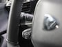 Peugeot e-2008 Allure 50kWh | Accu 100%| Navigatie | 1ste eigenaar | AppleCarplay/Android Auto | Armsteun | 17"LMV | AUTOMAAT | Keyless | Cruise Control | Climate Control | FULL LED | Isofix | Parkeersensoren | Privacy Glass |
