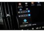 Volvo EX40 Single Motor Ext. Range Ultra Black Edition | Europa | Harman Kardon audio | 20" | Schuif-/kanteldak | Getint Glas | Elektrische stoelverstelling | Nubuck bekleding | Adaptive Cruise Control | Dodehoekdetectie |