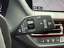 BMW 1-Serie 118i 136PK 'F1'EDITION : REDBULL-VOL LEER/LED/ APPCARPLAY/NAVI/P-CAM/CLIMA/STOEL-STUUR VERW./2XPDC/HIFI/NL AUTO/KM = NAP