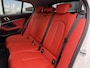BMW 1-Serie 118i 136PK 'F1'EDITION : REDBULL-VOL LEER/LED/ APPCARPLAY/NAVI/P-CAM/CLIMA/STOEL-STUUR VERW./2XPDC/HIFI/NL AUTO/KM = NAP