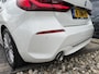 BMW 1-Serie 118i 136PK 'F1'EDITION : REDBULL-VOL LEER/LED/ APPCARPLAY/NAVI/P-CAM/CLIMA/STOEL-STUUR VERW./2XPDC/HIFI/NL AUTO/KM = NAP