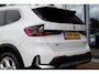 BMW X1 (u11) XDRIVE25e 245PK PHEV EXECUTIVE Navi | SOH 96% | Camera | Cruise | Clima | 18 Inch Lm | Elekt. achterklep | Widescreen | Dab | Led |