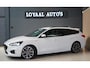 Ford Focus Wagon 1.0 EcoBoost ST Line Business | NAVI | BI-XENON | AIRCO | TREKHAAK | PDC |NAP | APK.