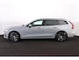 Volvo V60 T6 Recharge AWD Essential - IntelliSafe Assist - Parkeercamera achter - Verwarmde voorstoelen, stuur & achterbank - Parkeersensoren voor & achter - Extra getint glas - 18' LMV