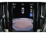 Volvo V60 T6 Recharge AWD Essential - IntelliSafe Assist - Parkeercamera achter - Verwarmde voorstoelen, stuur & achterbank - Parkeersensoren voor & achter - Extra getint glas - 18' LMV