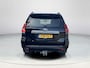 Toyota Land Cruiser 2.8 D-4D-F Challenger Window Van | Trekhaak | Stoelverwarming | CarPlay