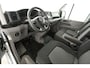 Volkswagen Crafter 2.0 TDI L3H2 140PK | Airco | Camera | Cruise | 3 Zits | Carplay | Trekhaak