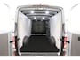 Volkswagen Crafter 2.0 TDI L3H2 140PK | Airco | Camera | Cruise | 3 Zits | Carplay | Trekhaak