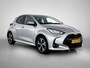 Toyota Yaris 1.5 Hybrid 115 Dynamic | Parkeersensoren V+A | Blindspot | Stuur-Stoelverwarming |