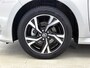 Toyota Yaris 1.5 Hybrid 115 Dynamic | Parkeersensoren V+A | Blindspot | Stuur-Stoelverwarming |