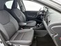 Toyota Yaris 1.5 Hybrid 115 Dynamic | Parkeersensoren V+A | Blindspot | Stuur-Stoelverwarming |
