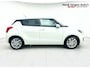 Suzuki Swift 1.2 Select Smart Hybrid uit 2025 Rijklaar + 12 maanden Bovag-garantie Henk Jongen Auto's in Helmond,  al 50 jaar service zoals 't hoort!