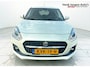Suzuki Swift 1.2 Select Smart Hybrid uit 2025 Rijklaar + 12 maanden Bovag-garantie Henk Jongen Auto's in Helmond,  al 50 jaar service zoals 't hoort!