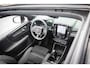 Volvo EX40 Single Motor Ext. Range Ultra Black Edition | Europa | Harman Kardon audio | 20" | Schuif-/kanteldak | Getint Glas | Elektrische stoelverstelling | Nubuck bekleding | Adaptive Cruise Control | Dodehoekdetectie |