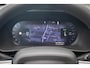 Volvo EX40 Single Motor Ext. Range Ultra Black Edition | Europa | Harman Kardon audio | 20" | Schuif-/kanteldak | Getint Glas | Elektrische stoelverstelling | Nubuck bekleding | Adaptive Cruise Control | Dodehoekdetectie |