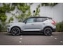 Volvo EX40 Single Motor Ext. Range Ultra Black Edition | Europa | Harman Kardon audio | 20" | Schuif-/kanteldak | Getint Glas | Elektrische stoelverstelling | Nubuck bekleding | Adaptive Cruise Control | Dodehoekdetectie |