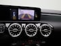 Mercedes-Benz A-klasse 180 Aut. AMG Business Solution | Panoramadak | Sfeerverlichting | Memory | Carplay | Stoelverwarming | Led Verlichting | Camera |