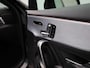 Mercedes-Benz A-klasse 180 Aut. AMG Business Solution | Panoramadak | Sfeerverlichting | Memory | Carplay | Stoelverwarming | Led Verlichting | Camera |