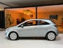 Opel Corsa 1.4-16V Design Edition|NL|NAP|CarPlay|LED|Stoel+Stuurverw.|Kleppensysteem|Rijklaar