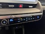 Hyundai Ioniq 5 Connect+ 73kWh Afn. Trekhaak | Navigatie/Android/Apple Carplay | LM Velgen 19" | Voorstoelen Verwarmd | Cruise Control Adaptief | Lederen Bekleding | Warmtepomp | Airco |
