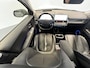 Hyundai Ioniq 5 Connect+ 73kWh Afn. Trekhaak | Navigatie/Android/Apple Carplay | LM Velgen 19" | Voorstoelen Verwarmd | Cruise Control Adaptief | Lederen Bekleding | Warmtepomp | Airco |