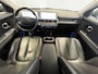 Hyundai Ioniq 5 Connect+ 73kWh Afn. Trekhaak | Navigatie/Android/Apple Carplay | LM Velgen 19" | Voorstoelen Verwarmd | Cruise Control Adaptief | Lederen Bekleding | Warmtepomp | Airco |
